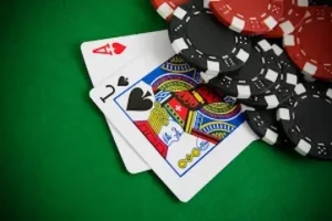 Simple calculations of casino profit, or how much can you earn on gambling
